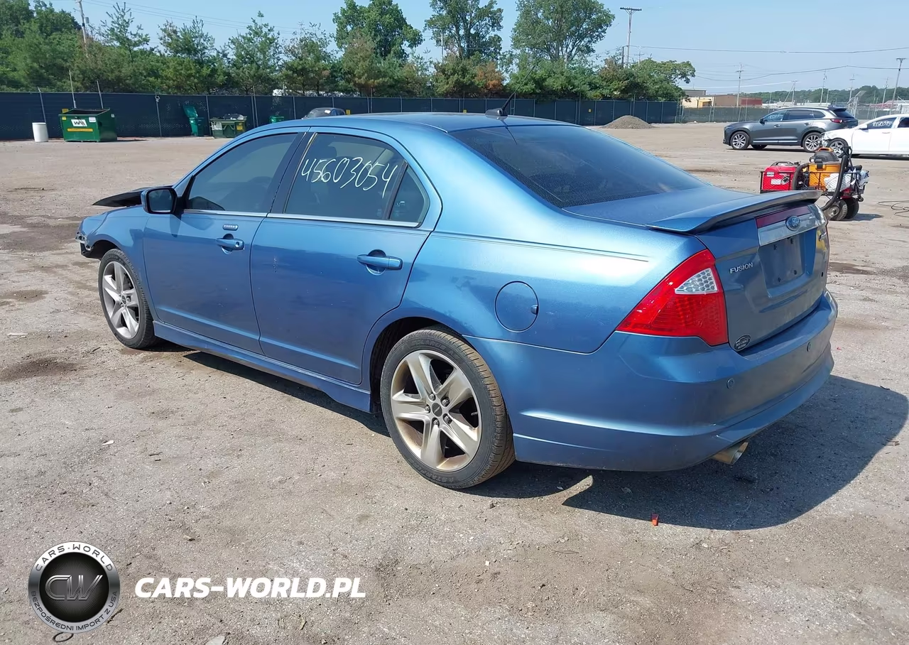 2010 Ford Fusion Sport VIN:3FAHP0KC4AR244537 - 3