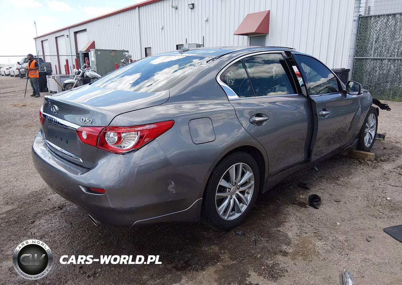 2015 Infiniti Q50 Premium VIN:JN1BV7AP6FM348761 - 4