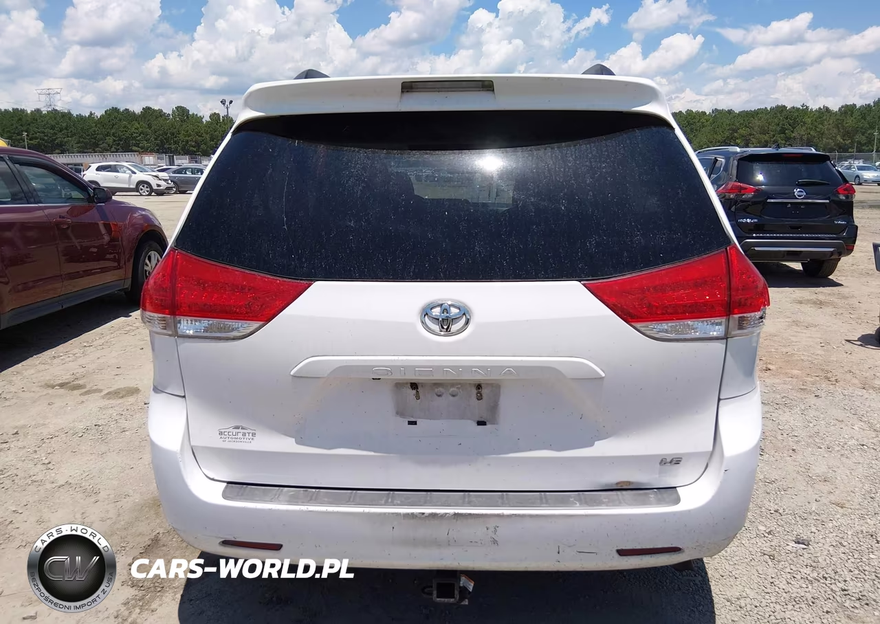 2013 Toyota Sienna Le V6 8 Passenger VIN:5TDKK3DC4DS403720 - 16