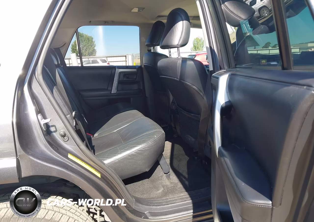 2010 Toyota 4Runner Limited V6 VIN:JTEBU5JR2A5002386 - 5