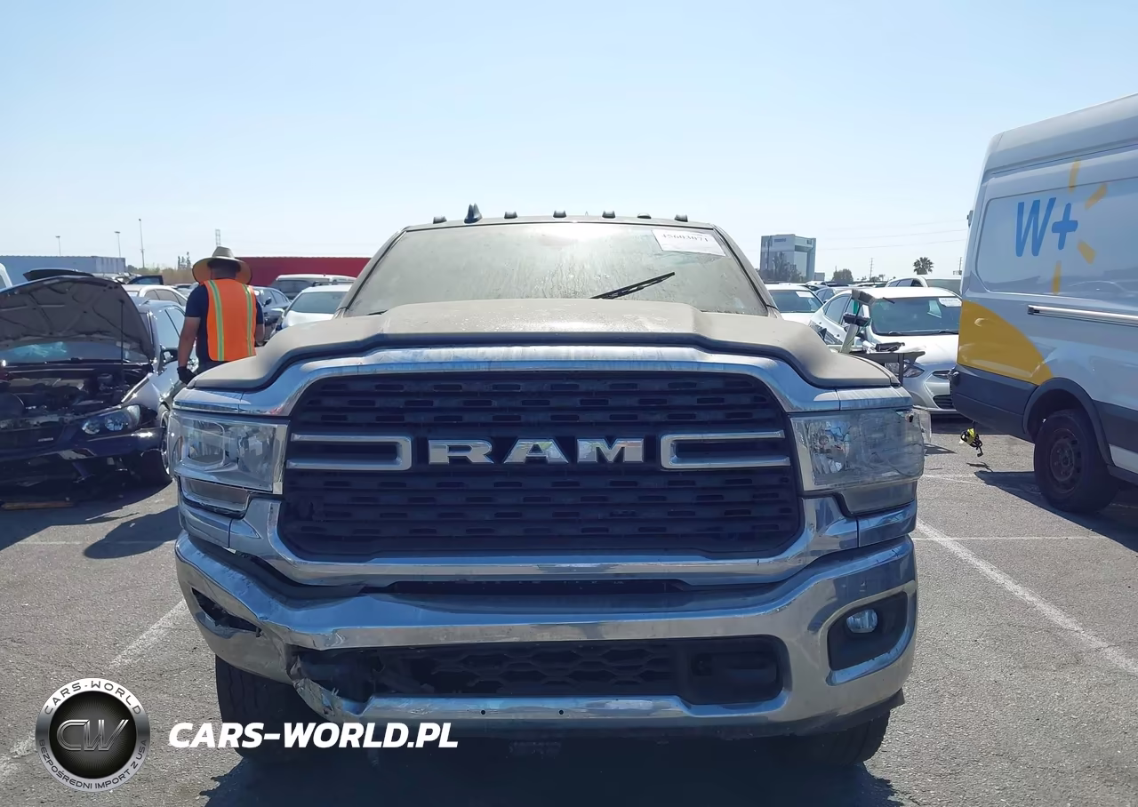 2023 Ram 3500 Big Horn VIN:3C63RRHL4PG542205 - 11