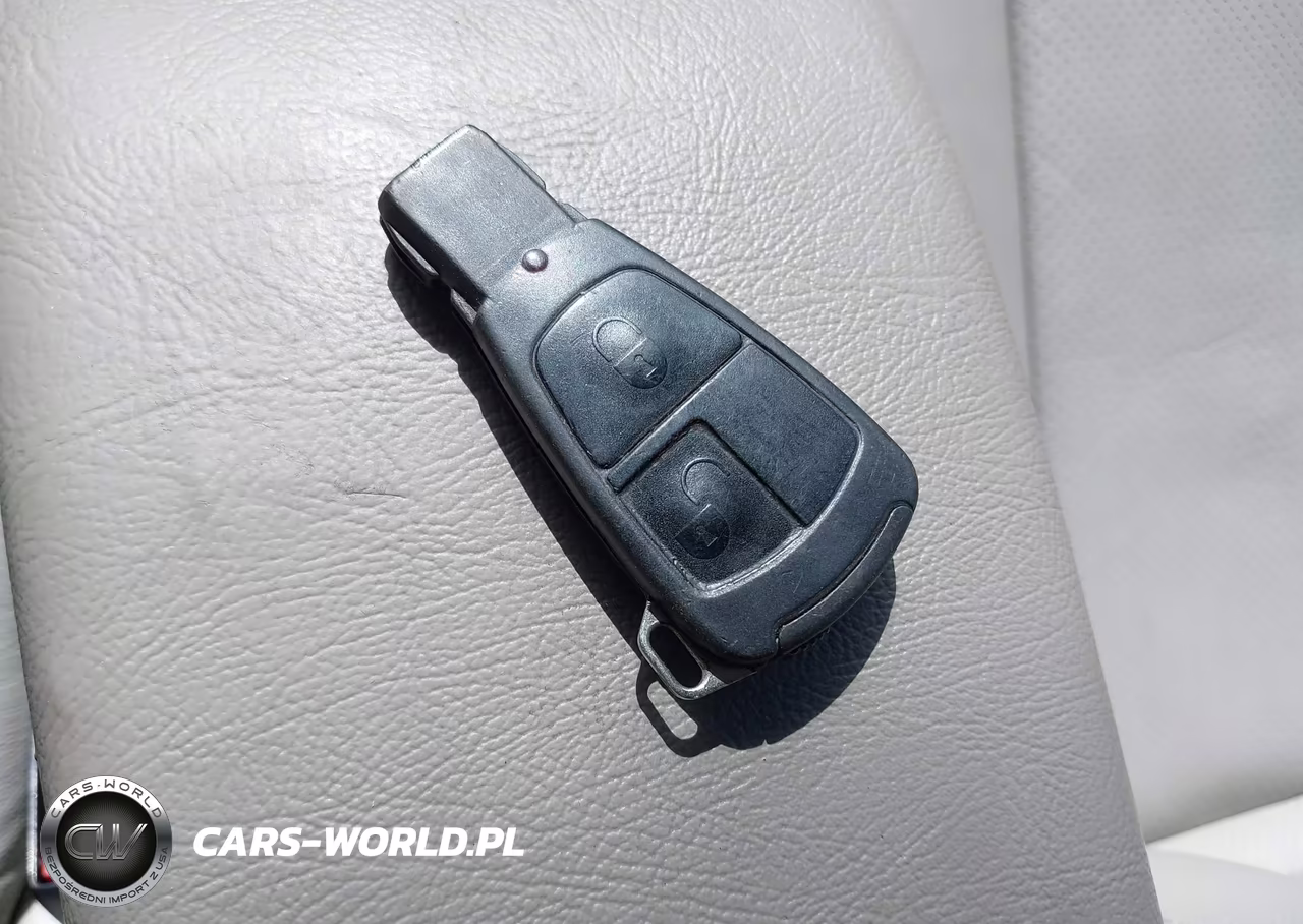 1999 Mercedes-Benz Clk 320 VIN:WDBLK65G5XT007405 - 11