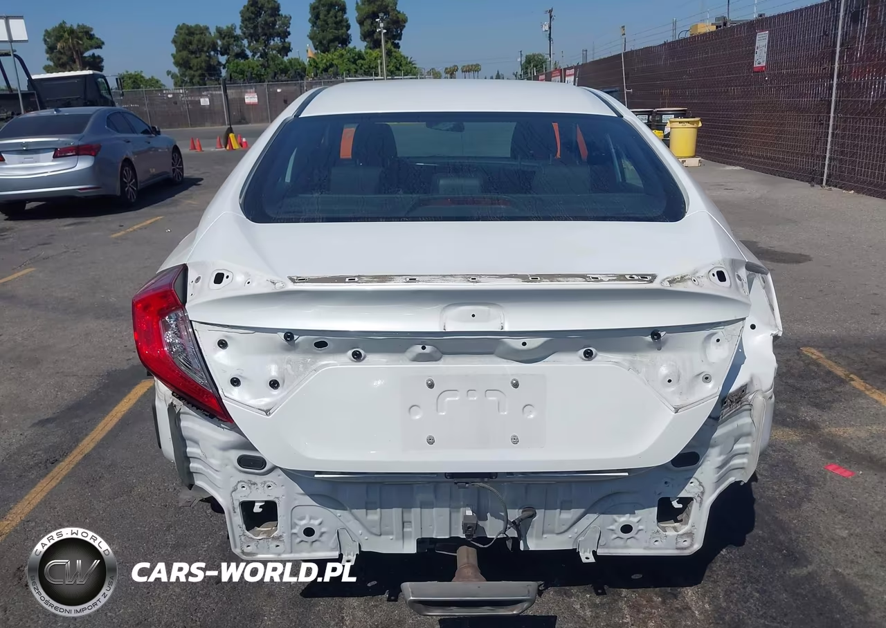2020 Honda Civic Sport VIN:2HGFC2F88LH535184 - 17