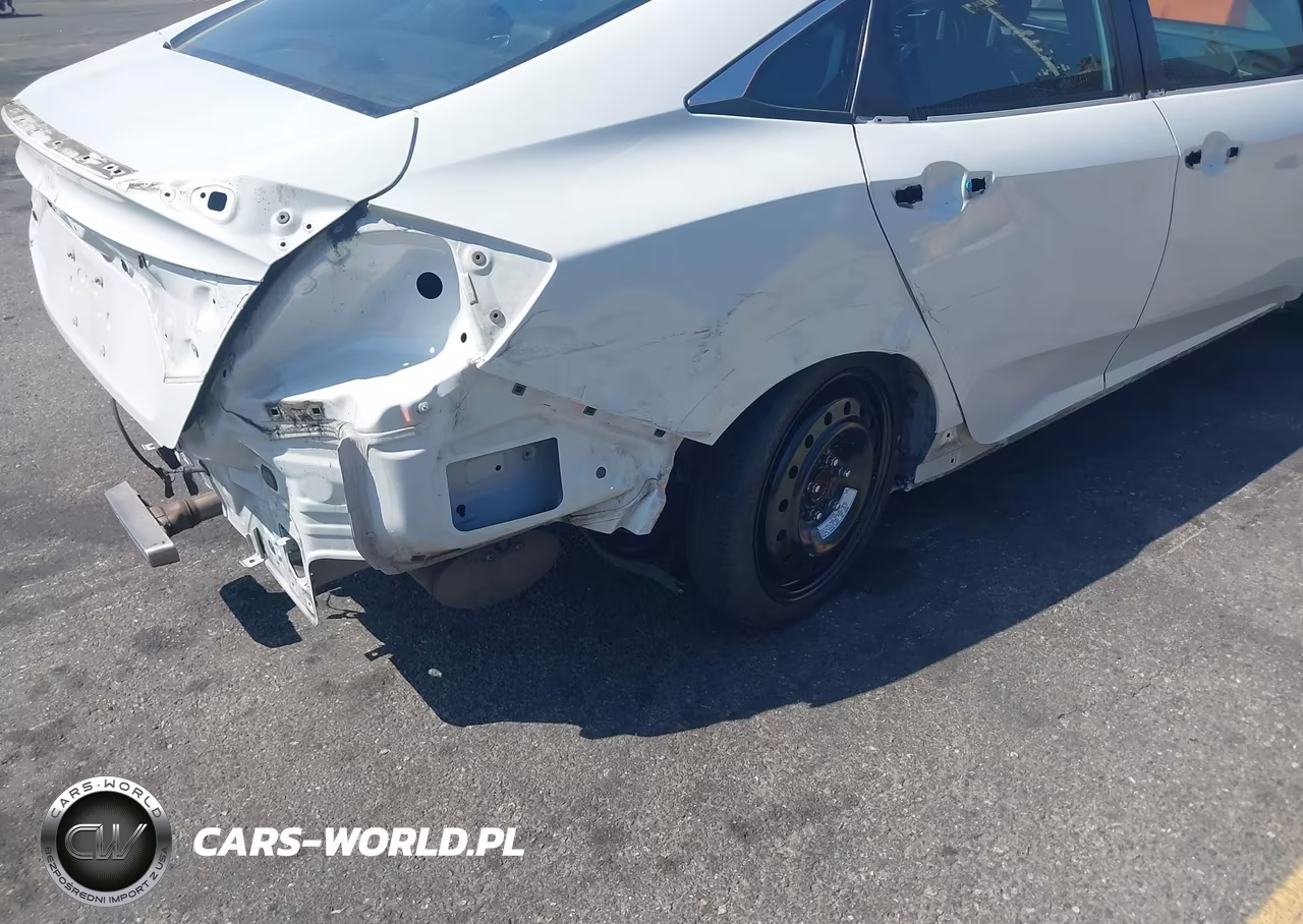 2020 Honda Civic Sport VIN:2HGFC2F88LH535184 - 18