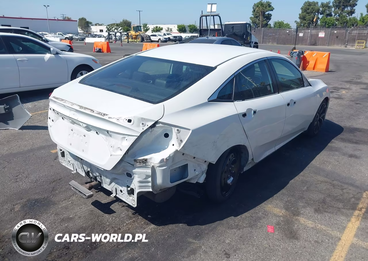 2020 Honda Civic Sport VIN:2HGFC2F88LH535184 - 4