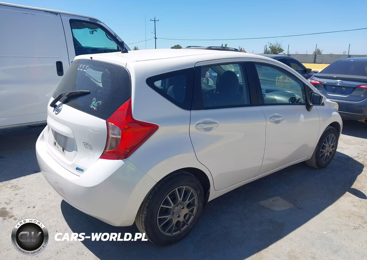 2015 Nissan Versa Note Sv VIN:3N1CE2CP4FL385080 - 4