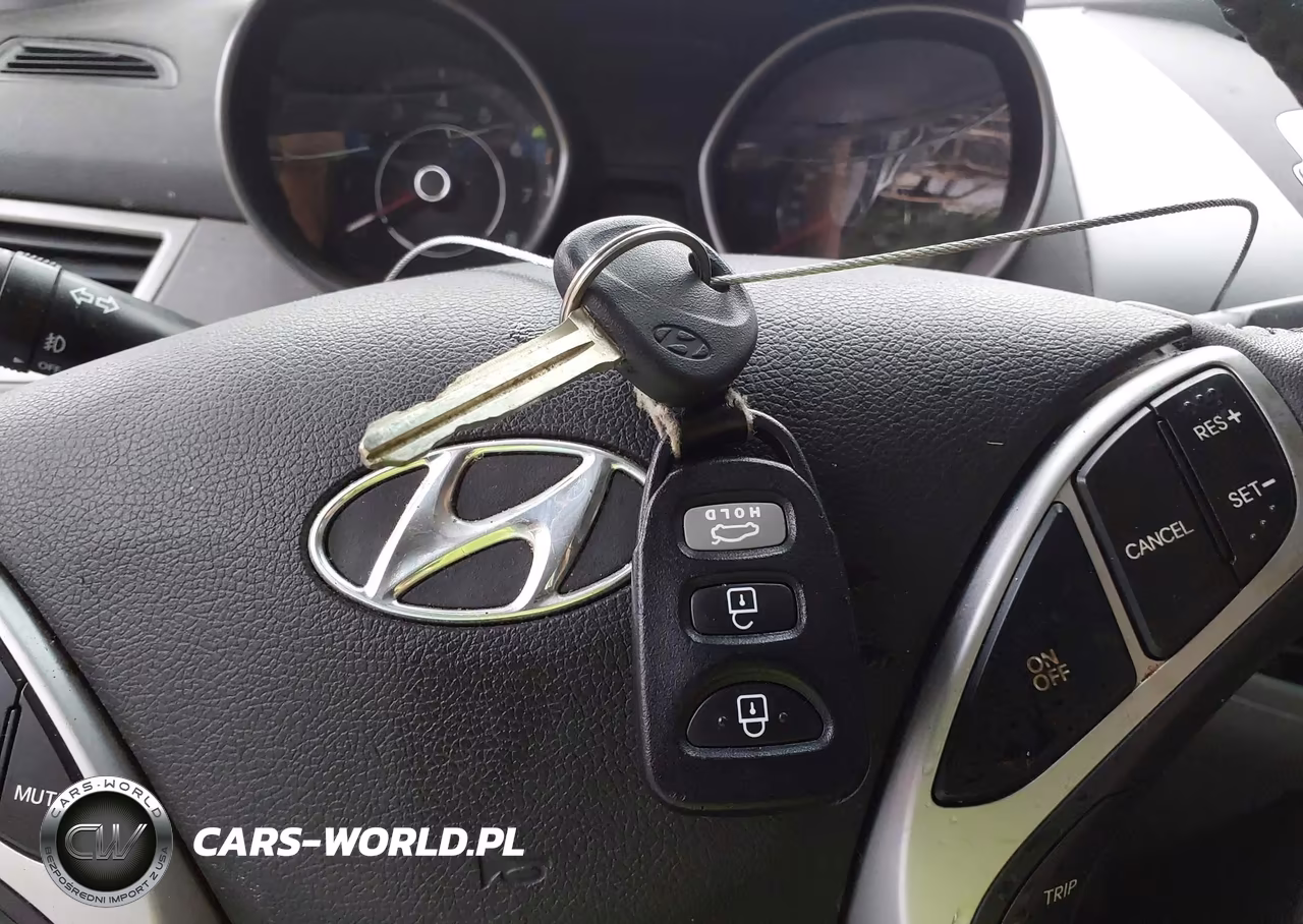 2012 Hyundai Elantra Limited VIN:5NPDH4AE9CH141538 - 11