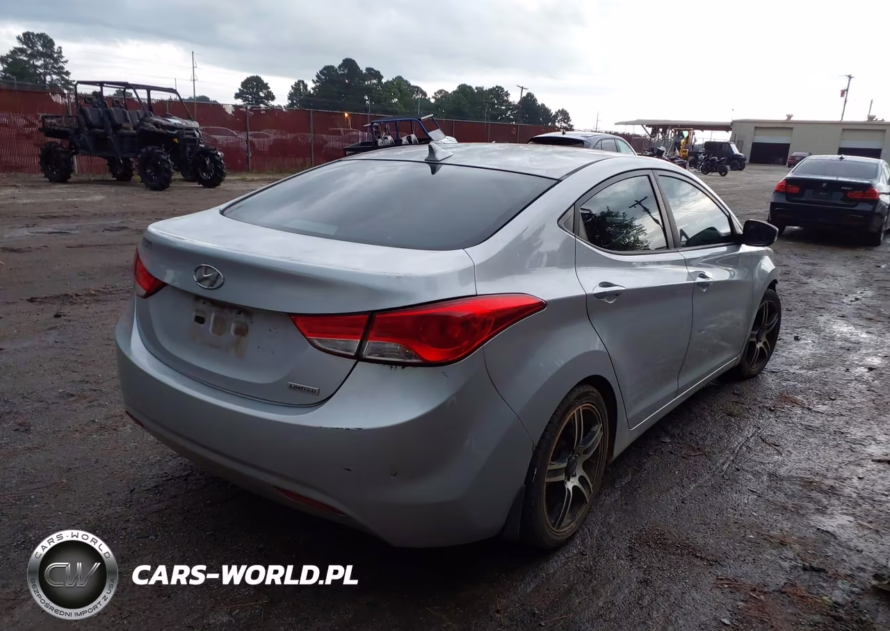 2012 Hyundai Elantra Limited VIN:5NPDH4AE9CH141538 - 4