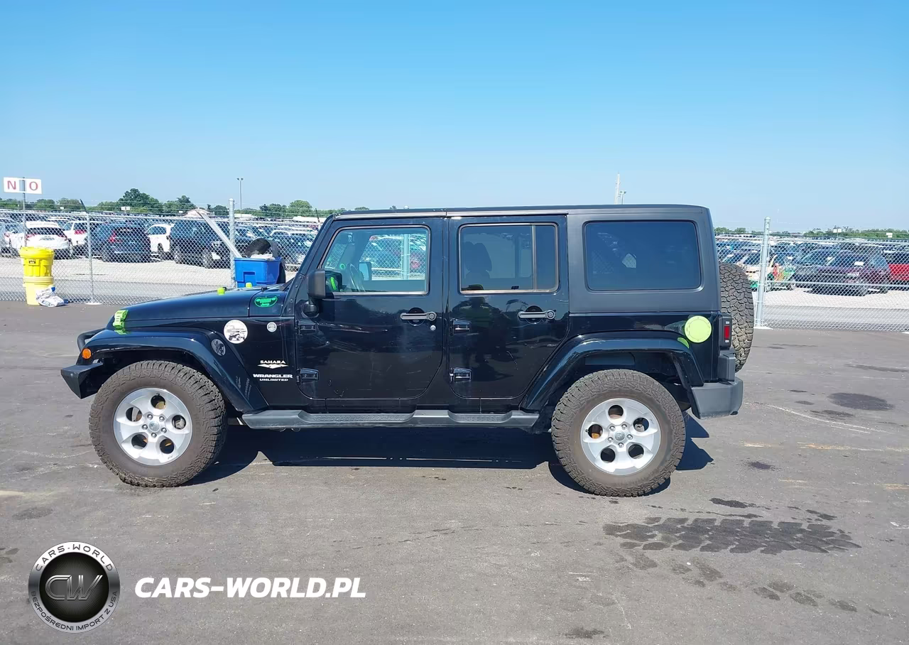 2014 Jeep Wrangler Unlimited Sahara VIN:1C4BJWEGXEL121607 - 14