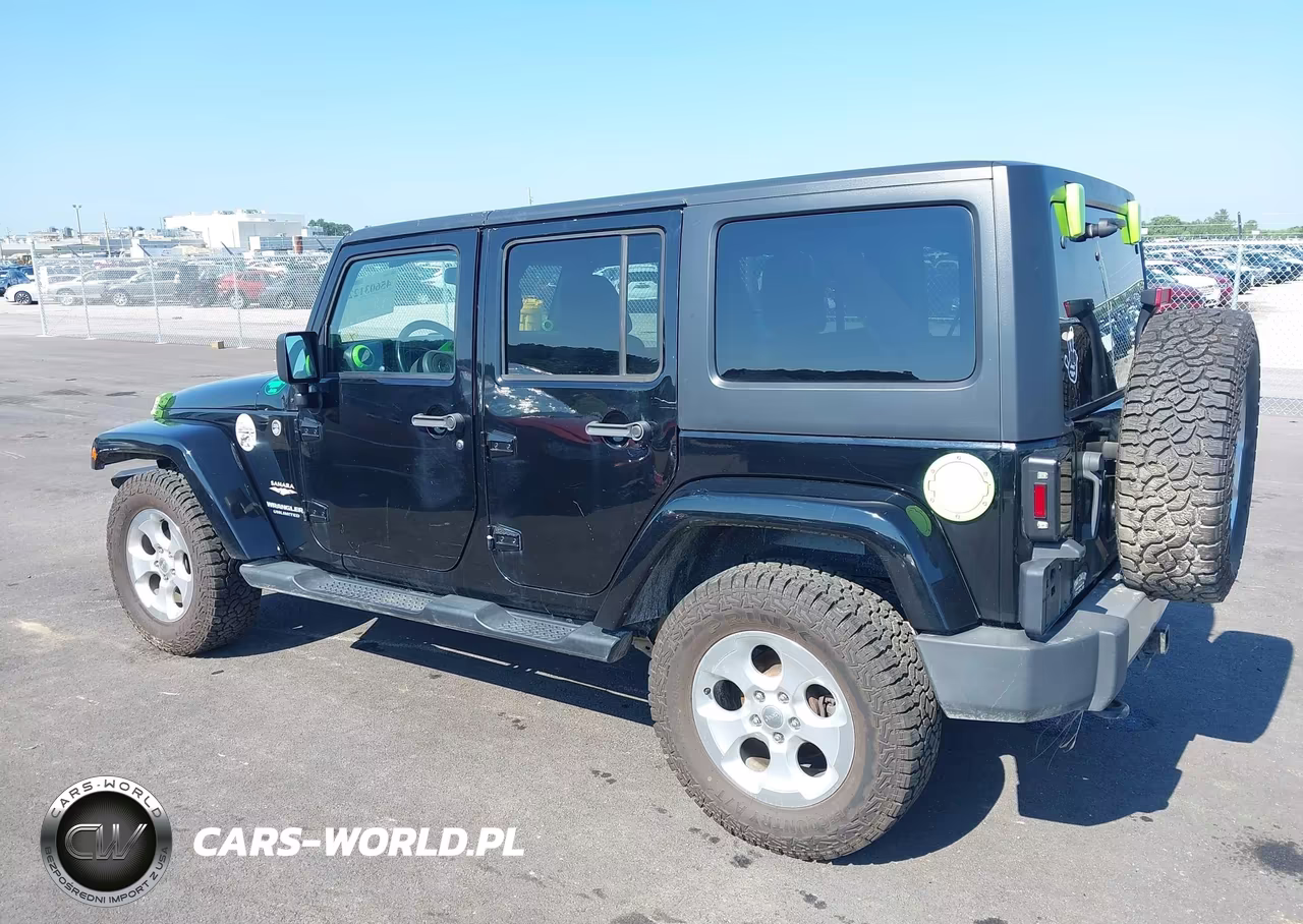 2014 Jeep Wrangler Unlimited Sahara VIN:1C4BJWEGXEL121607 - 3