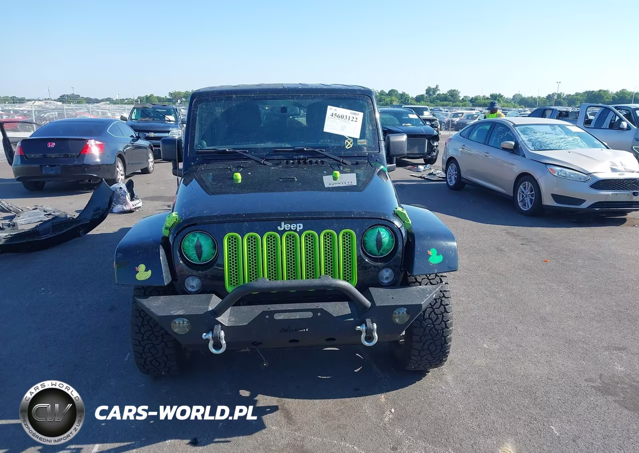 2014 Jeep Wrangler Unlimited Sahara VIN:1C4BJWEGXEL121607 - 6
