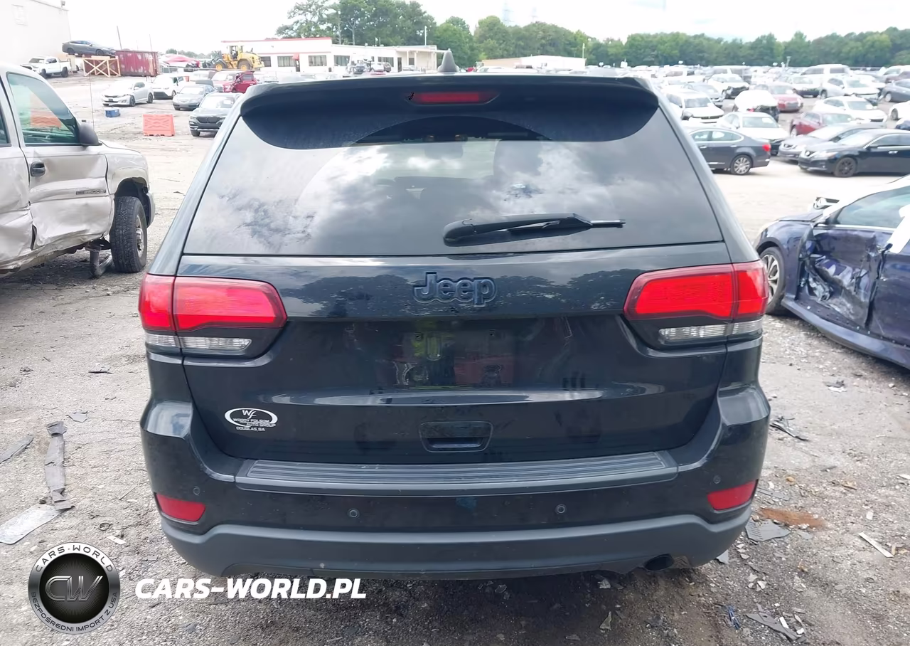 2020 Jeep Grand Cherokee Upland 4X2 VIN:1C4RJEAG6LC128887 - 16