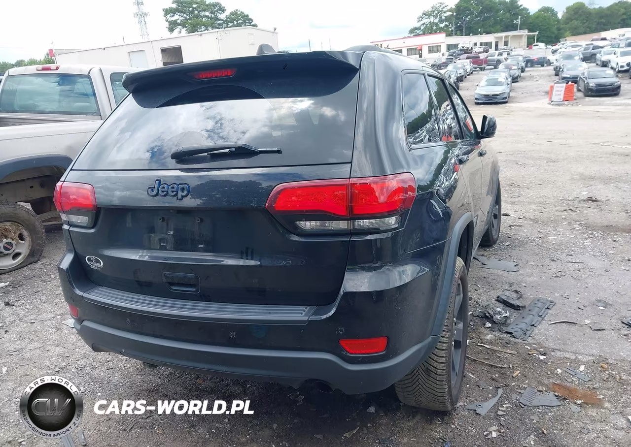 2020 Jeep Grand Cherokee Upland 4X2 VIN:1C4RJEAG6LC128887 - 4