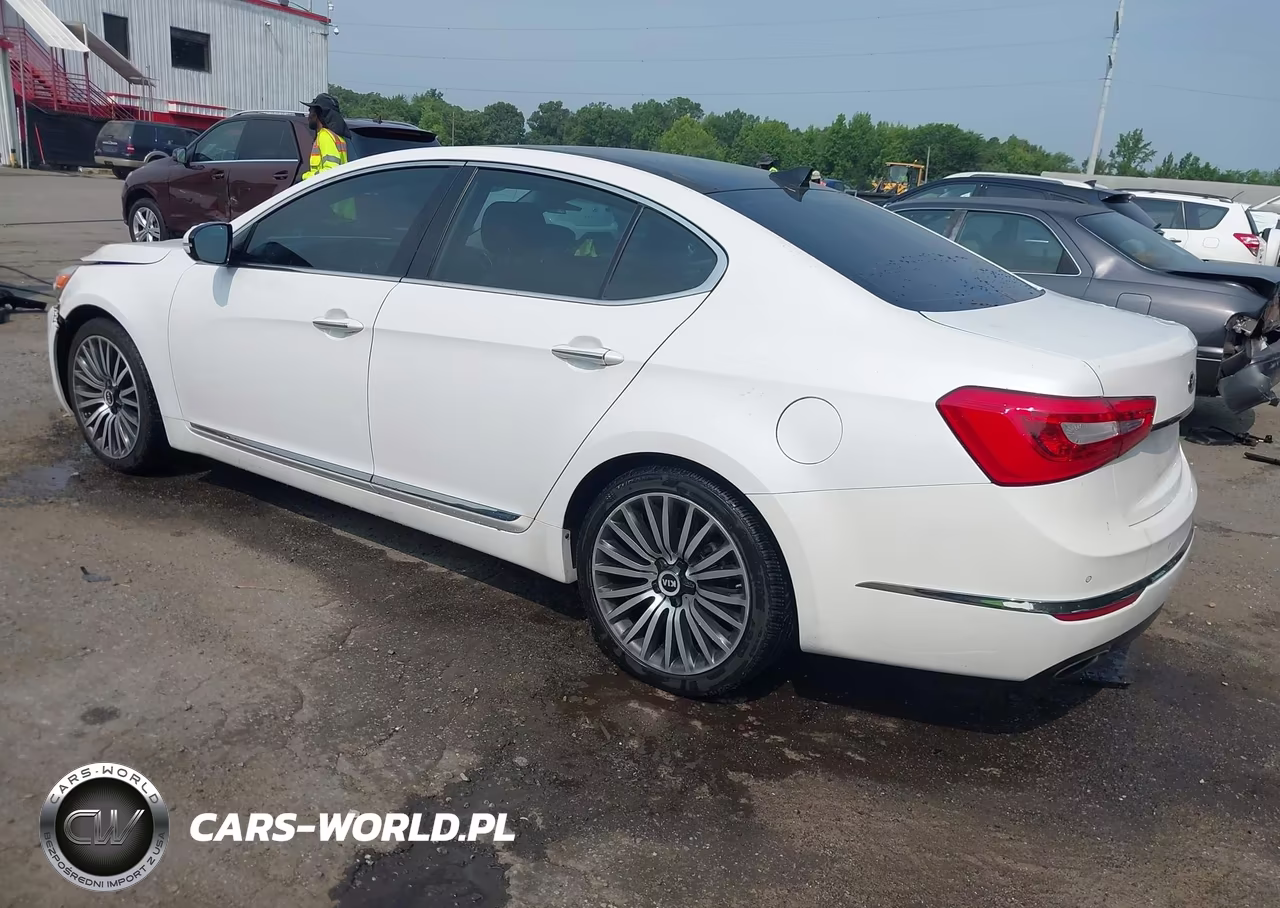 2015 Kia Cadenza Premium VIN:KNALN4D78F5182147 - 3