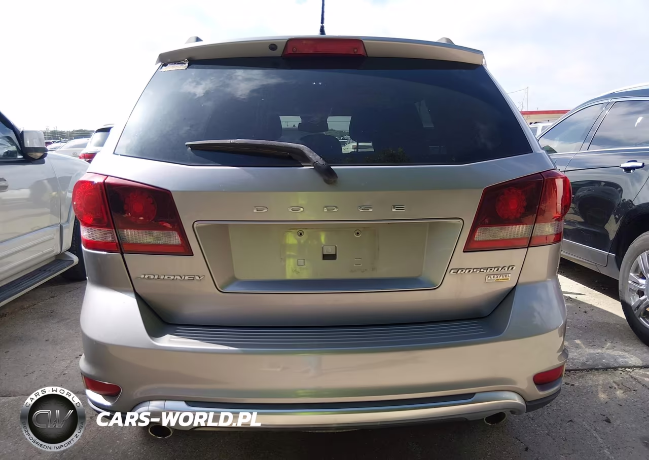 2017 Dodge Journey Crossroad Plus VIN:3C4PDCGG8HT510358 - 16