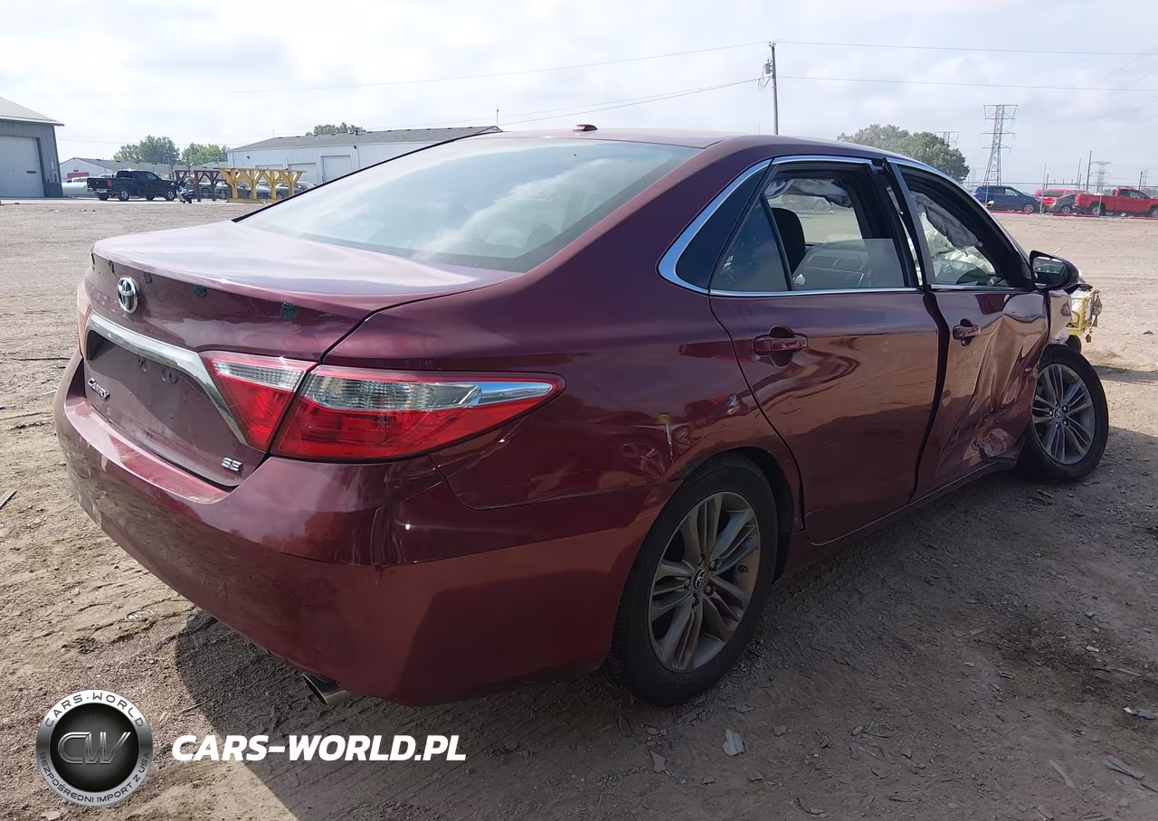 2016 Toyota Camry Se VIN:4T1BF1FK2GU528210 - 4