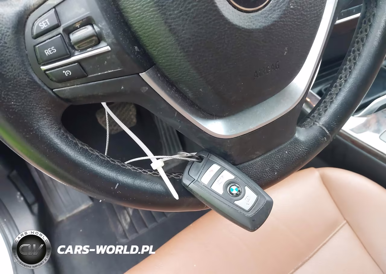 2016 BMW X3 xDrive28I VIN:5UXWX9C50G0D75030 - 11
