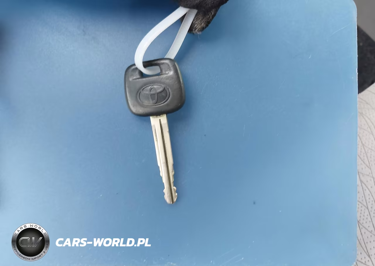 2007 Toyota Yaris VIN:JTDBT923271135268 - 11
