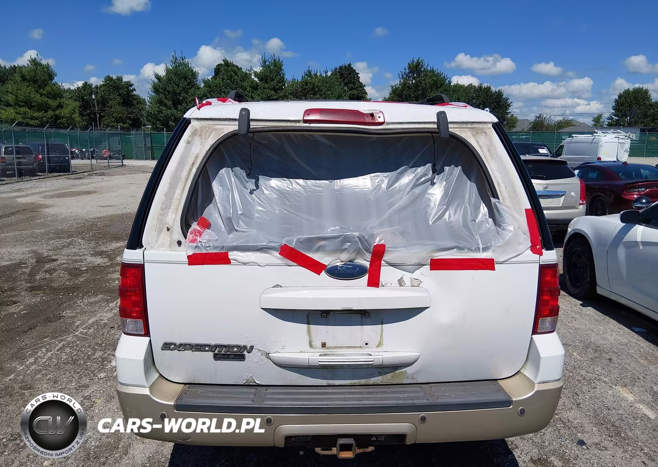 2005 Ford Expedition Eddie Bauer-King Ranch VIN:1FMFU17595LA82236 - 15