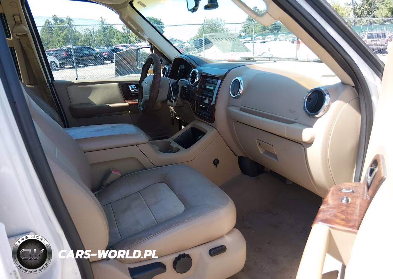 2005 Ford Expedition Eddie Bauer-King Ranch VIN:1FMFU17595LA82236 - 5