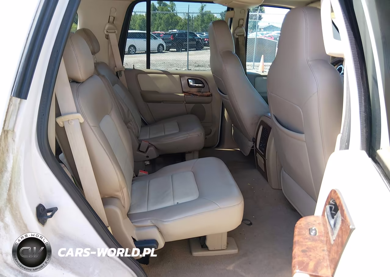 2005 Ford Expedition Eddie Bauer-King Ranch VIN:1FMFU17595LA82236 - 8