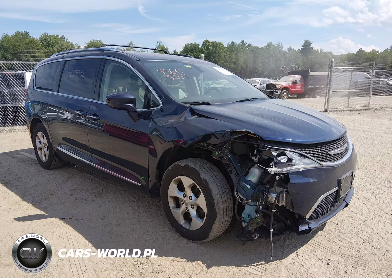 2017 Chrysler Pacifica Touring-L Plus – zdjęcie 1 z 20