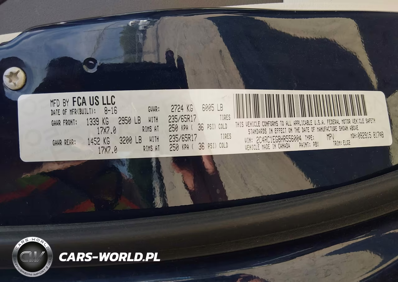 2017 Chrysler Pacifica Touring-L Plus VIN:2C4RC1EG8HR556004 - 9