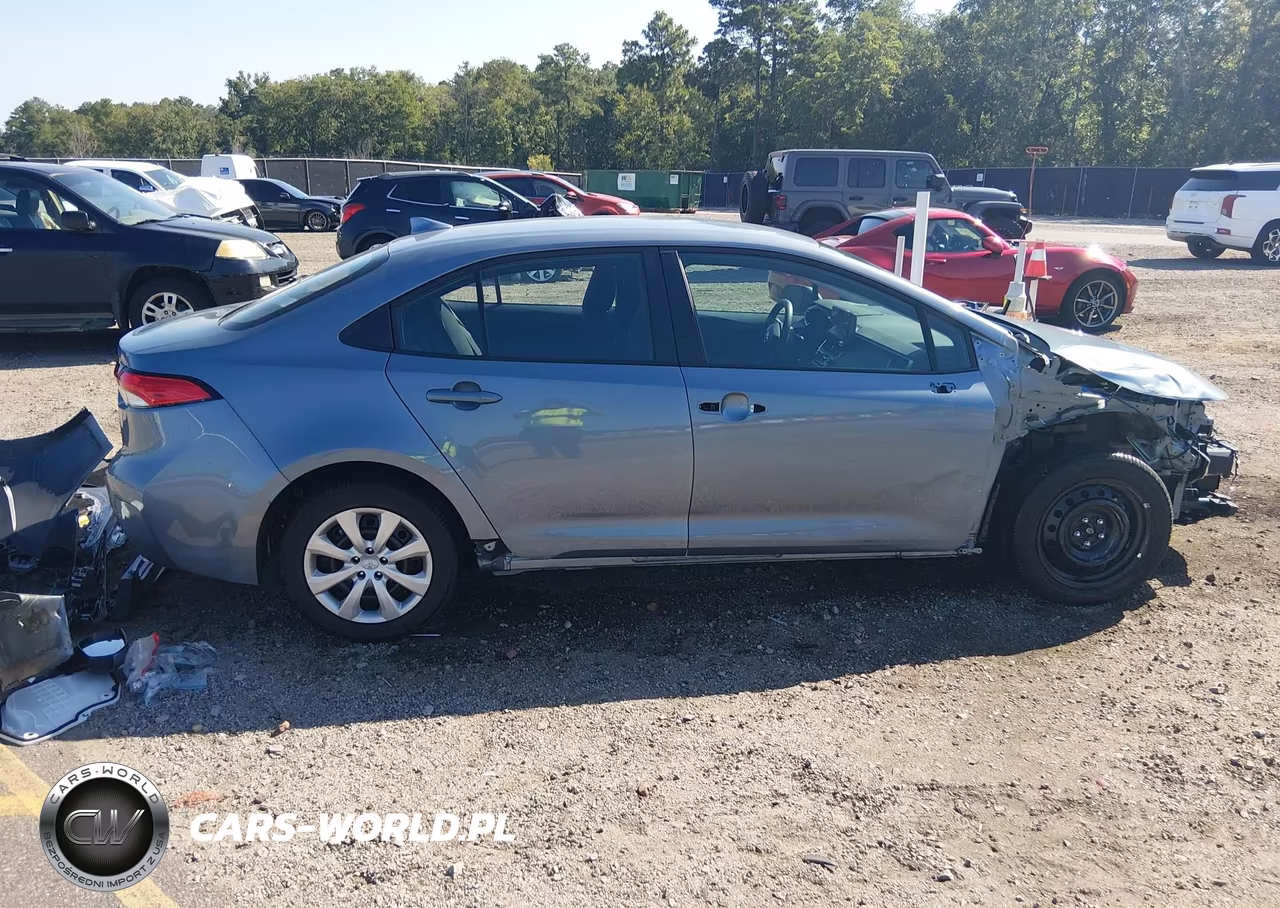 2026 Toyota Corolla Le VIN:5YFB4MDE7TP446778 - 14