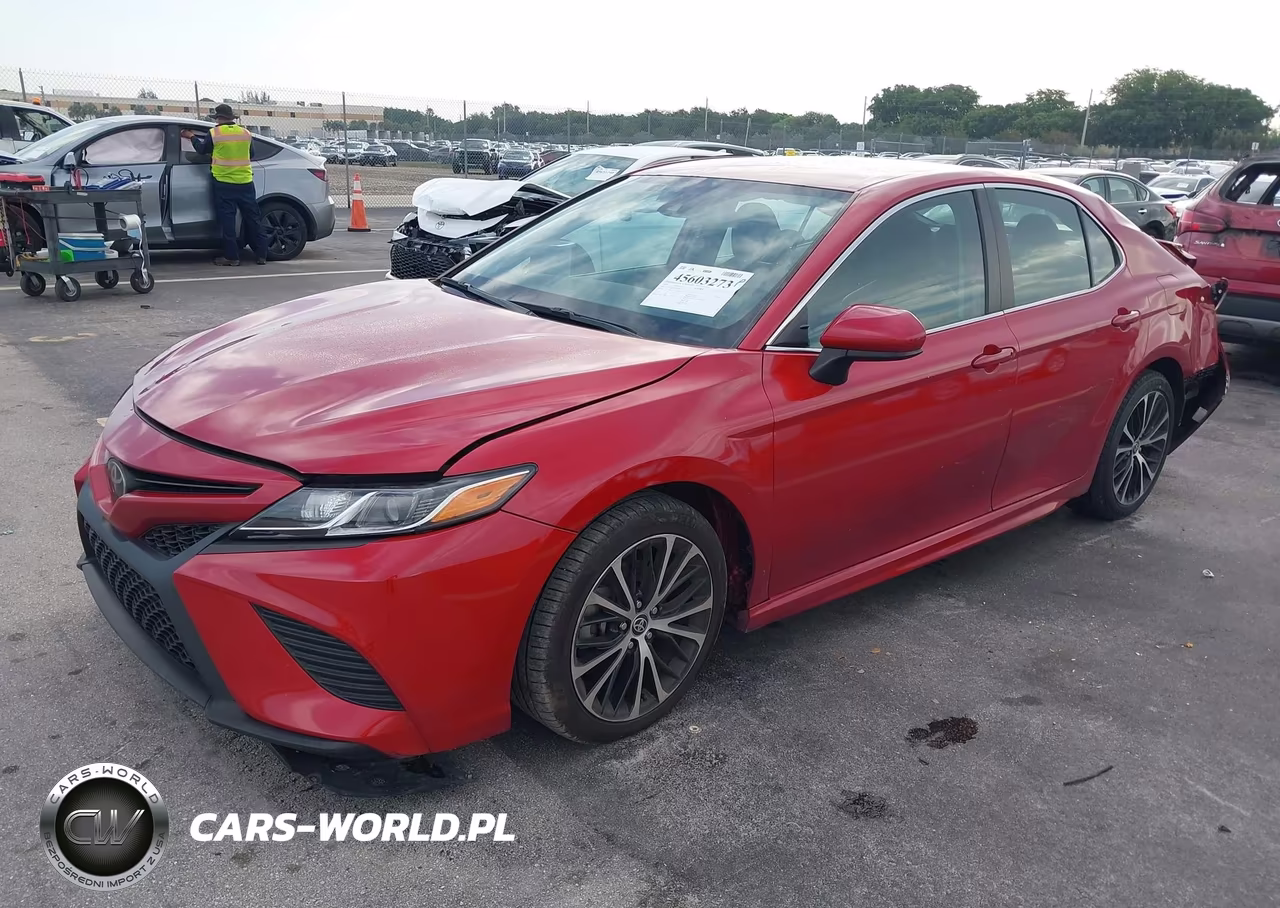 2020 Toyota Camry Se VIN:4T1G11AK2LU401656 - 2