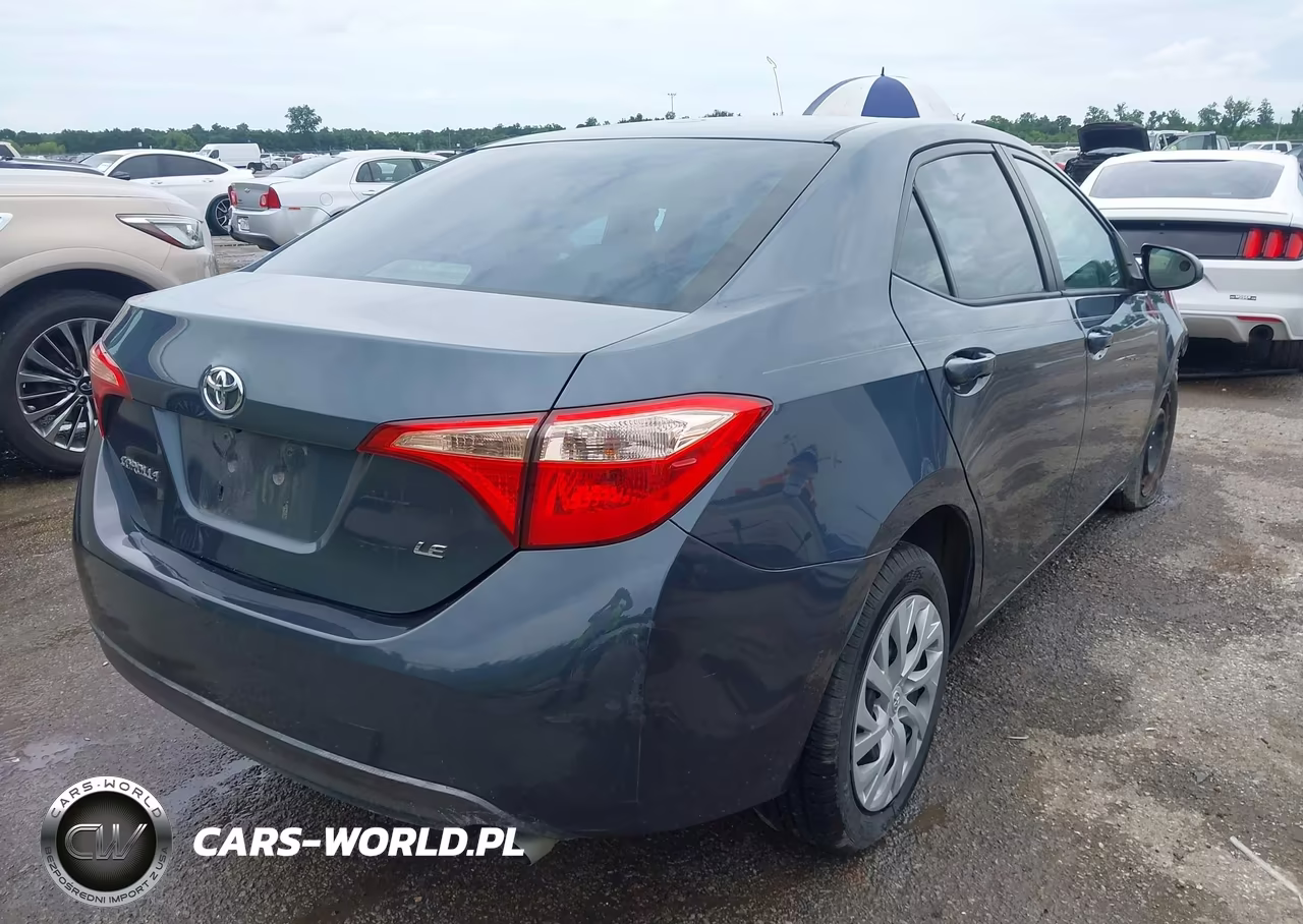 2017 Toyota Corolla Le VIN:2T1BURHEXHC790474 - 4