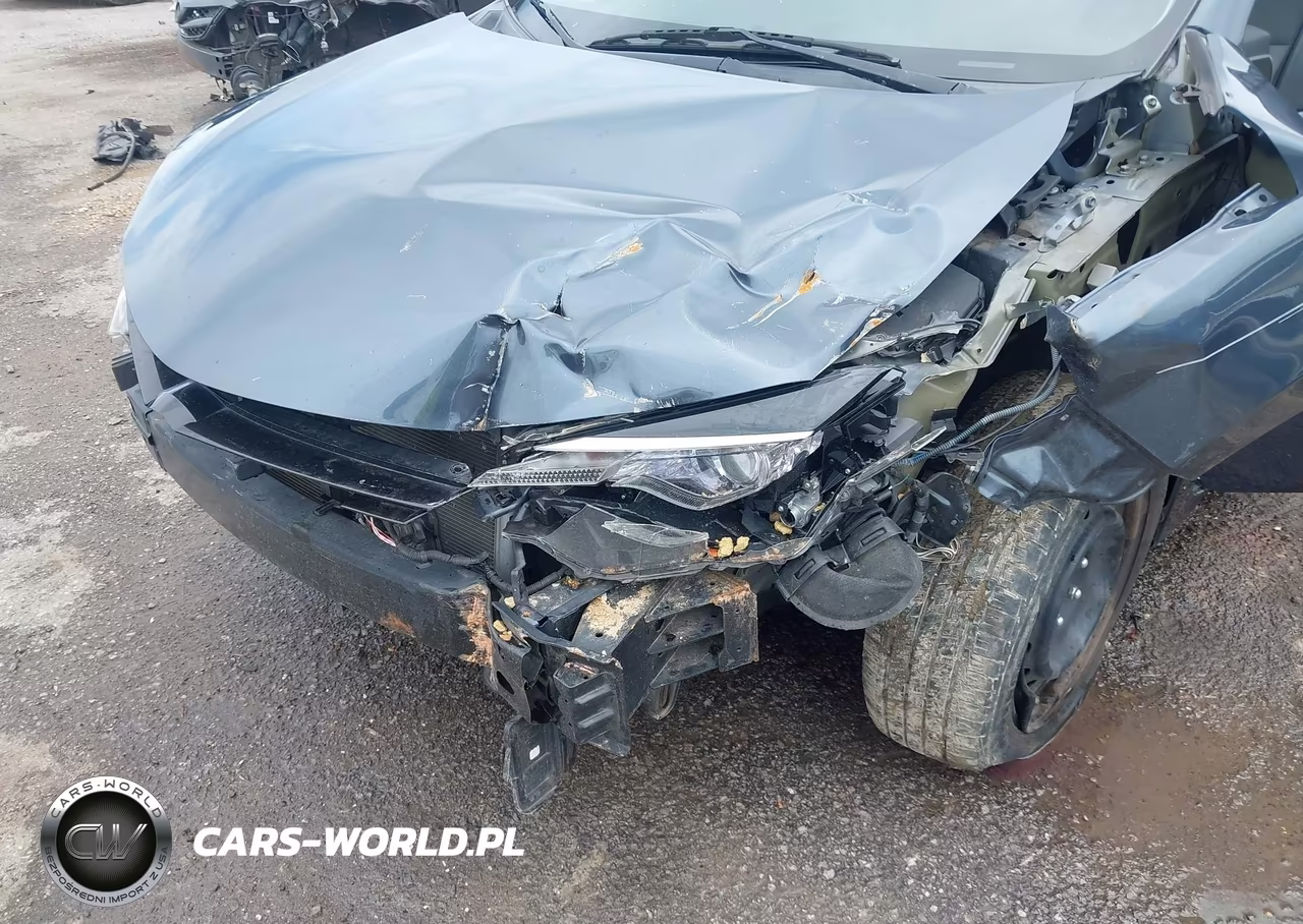 2017 Toyota Corolla Le VIN:2T1BURHEXHC790474 - 6