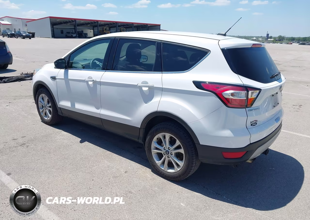 2017 Ford Escape Se VIN:1FMCU0GD3HUC79227 - 3
