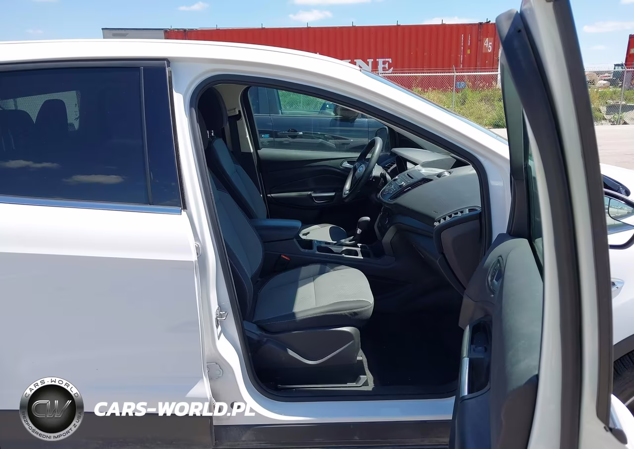 2017 Ford Escape Se VIN:1FMCU0GD3HUC79227 - 5