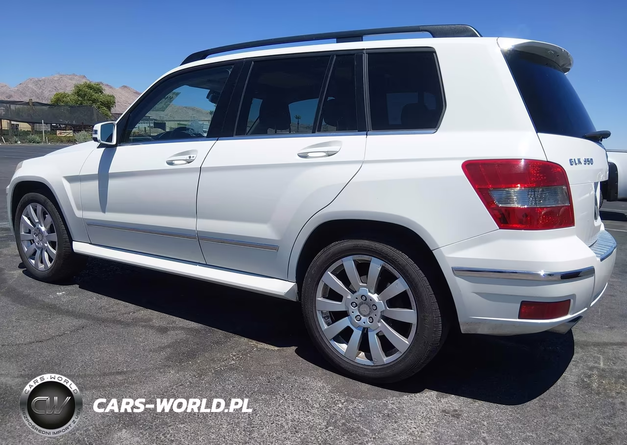 2010 Mercedes-Benz Glk 350 4Matic VIN:WDCGG8HB4AF388115 - 3