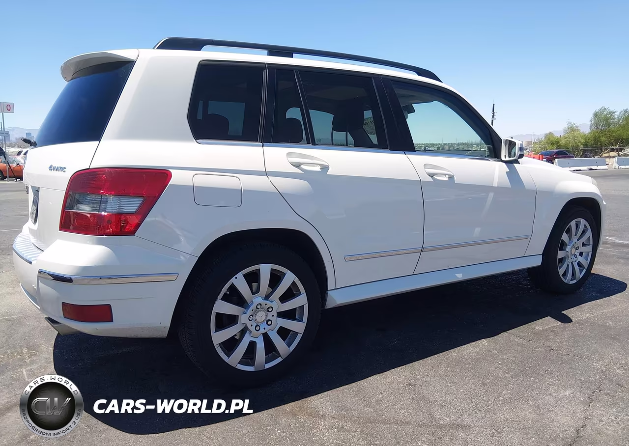 2010 Mercedes-Benz Glk 350 4Matic VIN:WDCGG8HB4AF388115 - 4