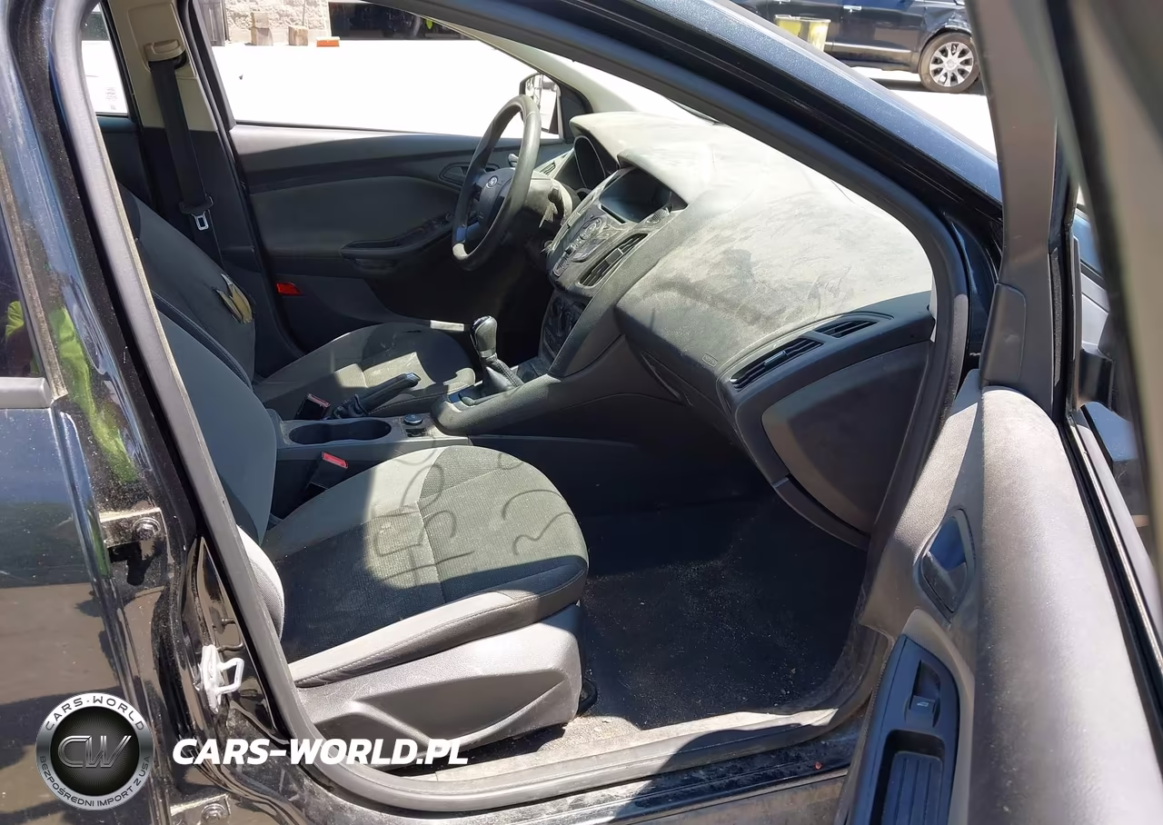 2014 Ford Focus S VIN:1FADP3E28EL201617 - 5