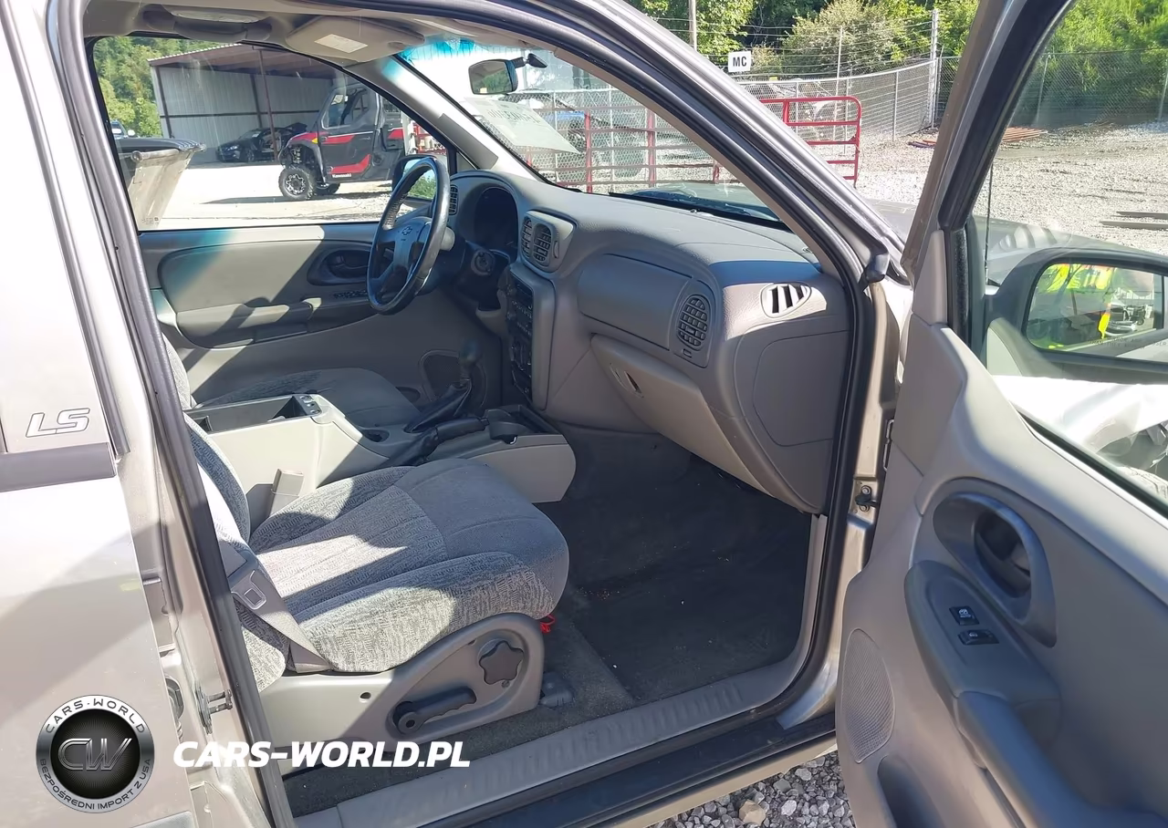 2003 Chevrolet Trailblazer Ls VIN:1GNDT13S532343110 - 5