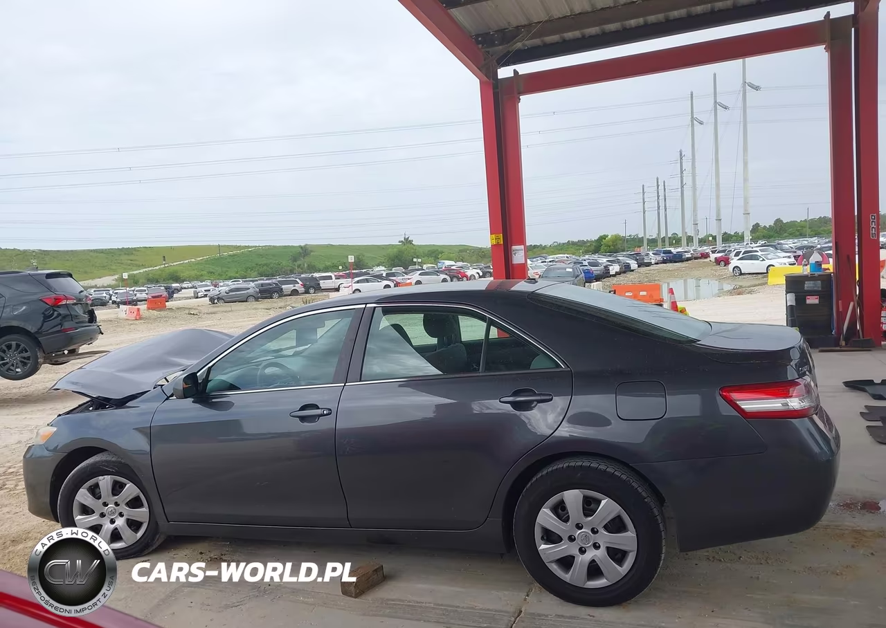2010 Toyota Camry Le VIN:4T1BF3EK6AU098881 - 15