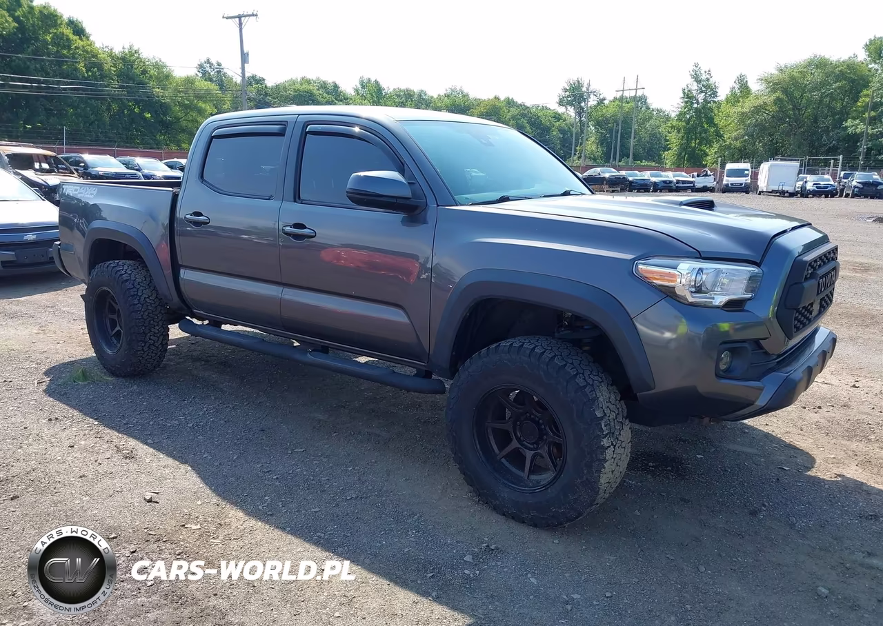 2020 Toyota Tacoma Trd Off-Road – zdjęcie 1 z 17
