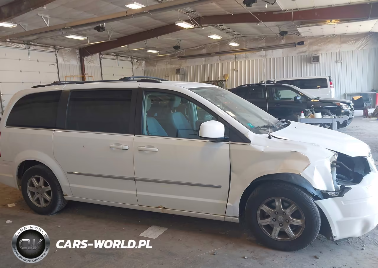 2009 Chrysler Town & Country Touring VIN:2A8HR54179R614306 - 13