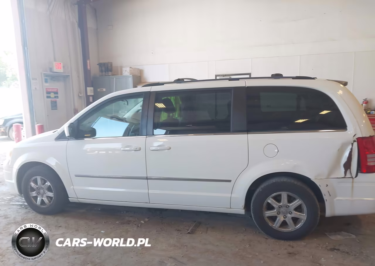 2009 Chrysler Town & Country Touring VIN:2A8HR54179R614306 - 14