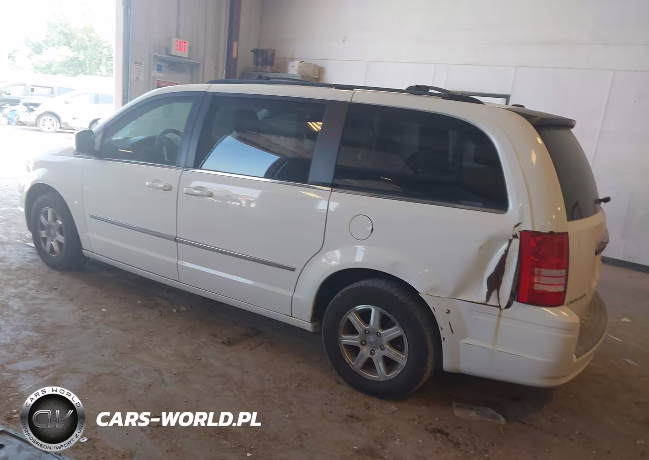 2009 Chrysler Town & Country Touring VIN:2A8HR54179R614306 - 3
