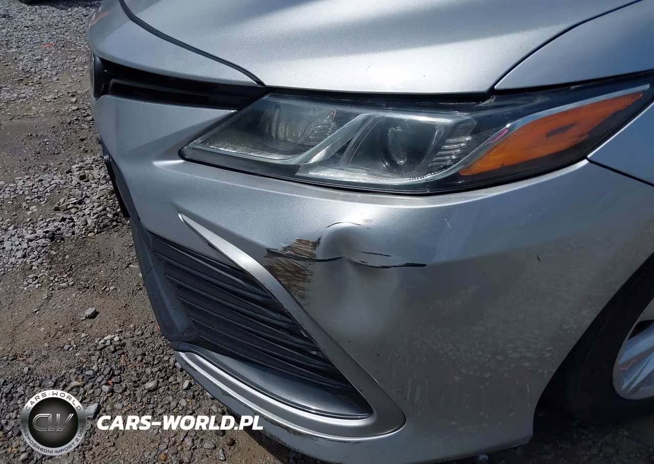2021 Toyota Camry Le VIN:4T1C11AK7MU478989 - 17