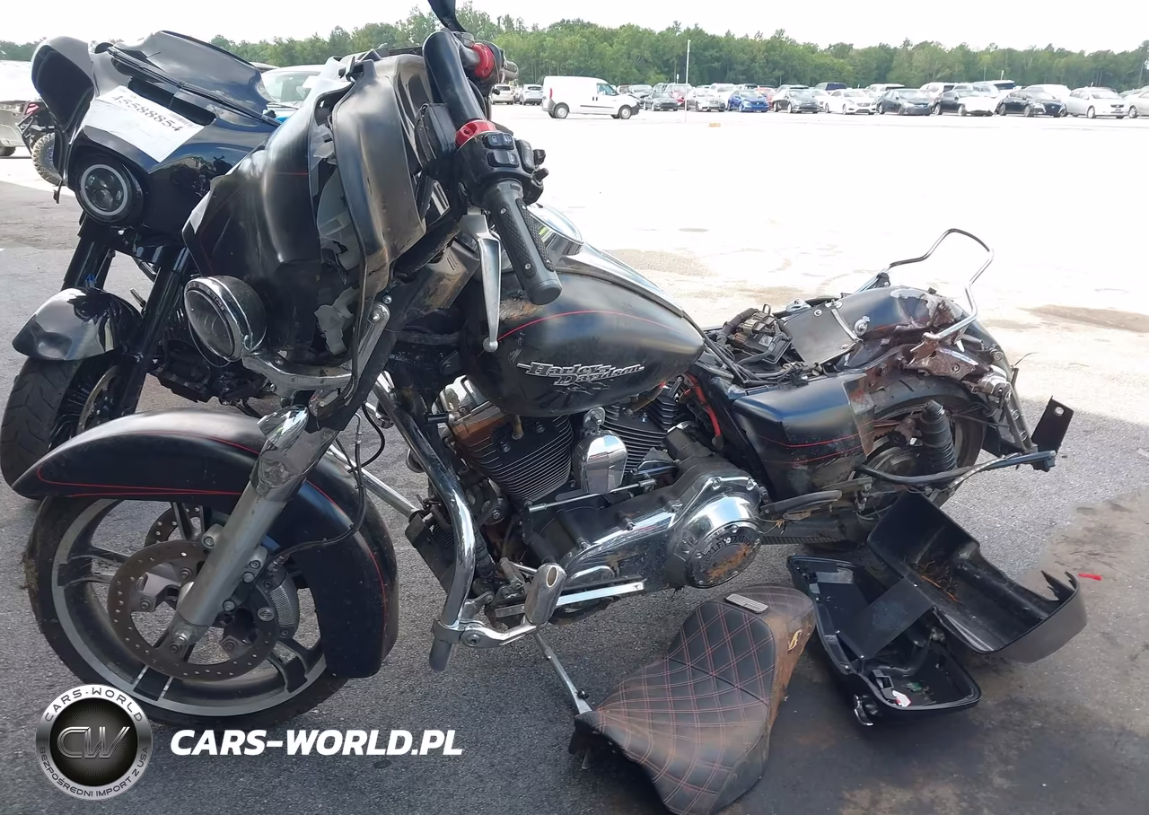 2015 Harley-Davidson Flhxs Street Glide Special VIN:1HD1KRM13FB606930 - 2