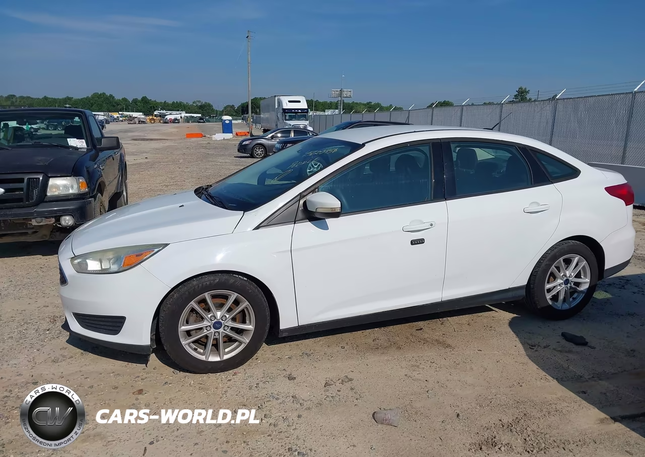 2015 Ford Focus Se VIN:1FADP3F25FL345903 - 14