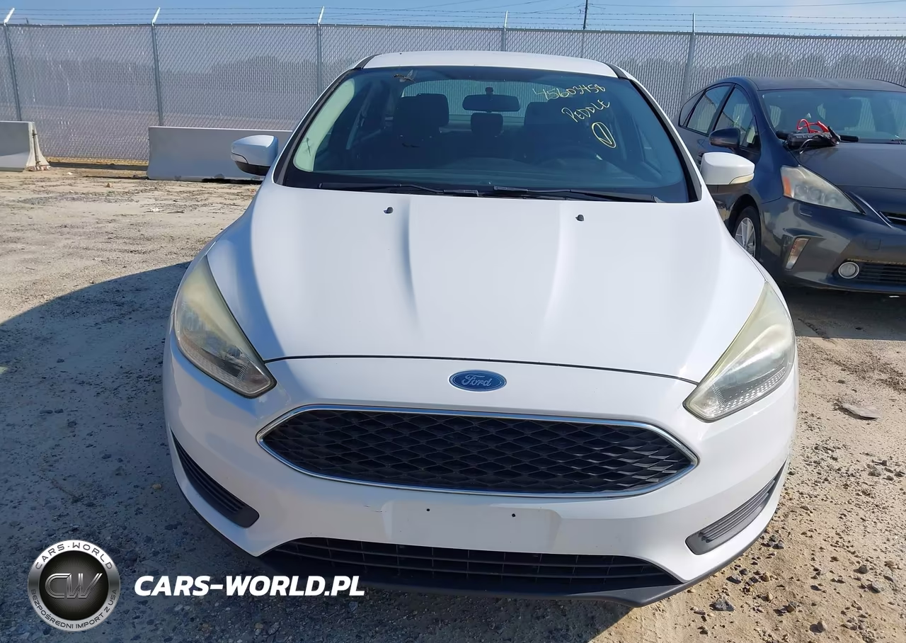 2015 Ford Focus Se VIN:1FADP3F25FL345903 - 6