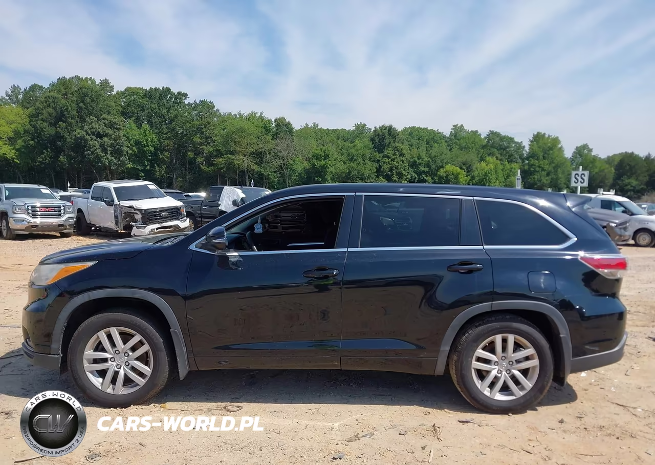 2014 Toyota Highlander Le V6 VIN:5TDBKRFH3ES046821 - 14
