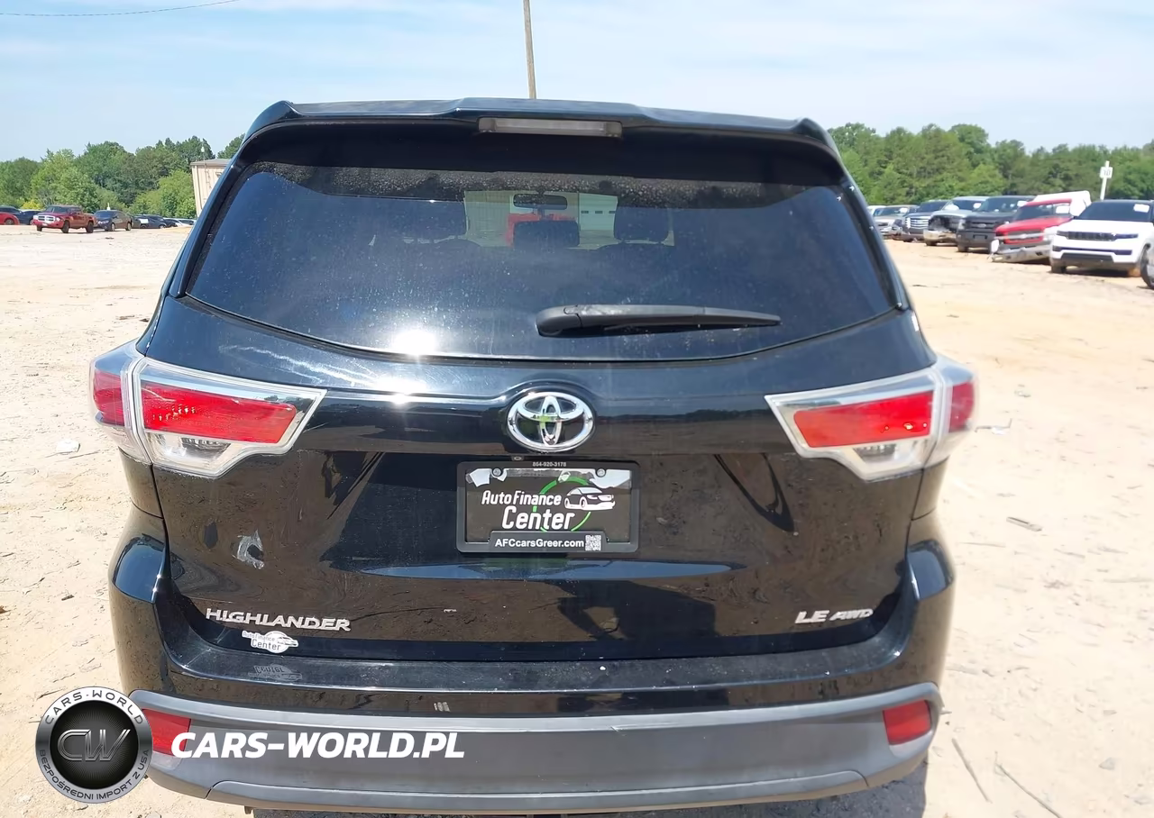 2014 Toyota Highlander Le V6 VIN:5TDBKRFH3ES046821 - 16