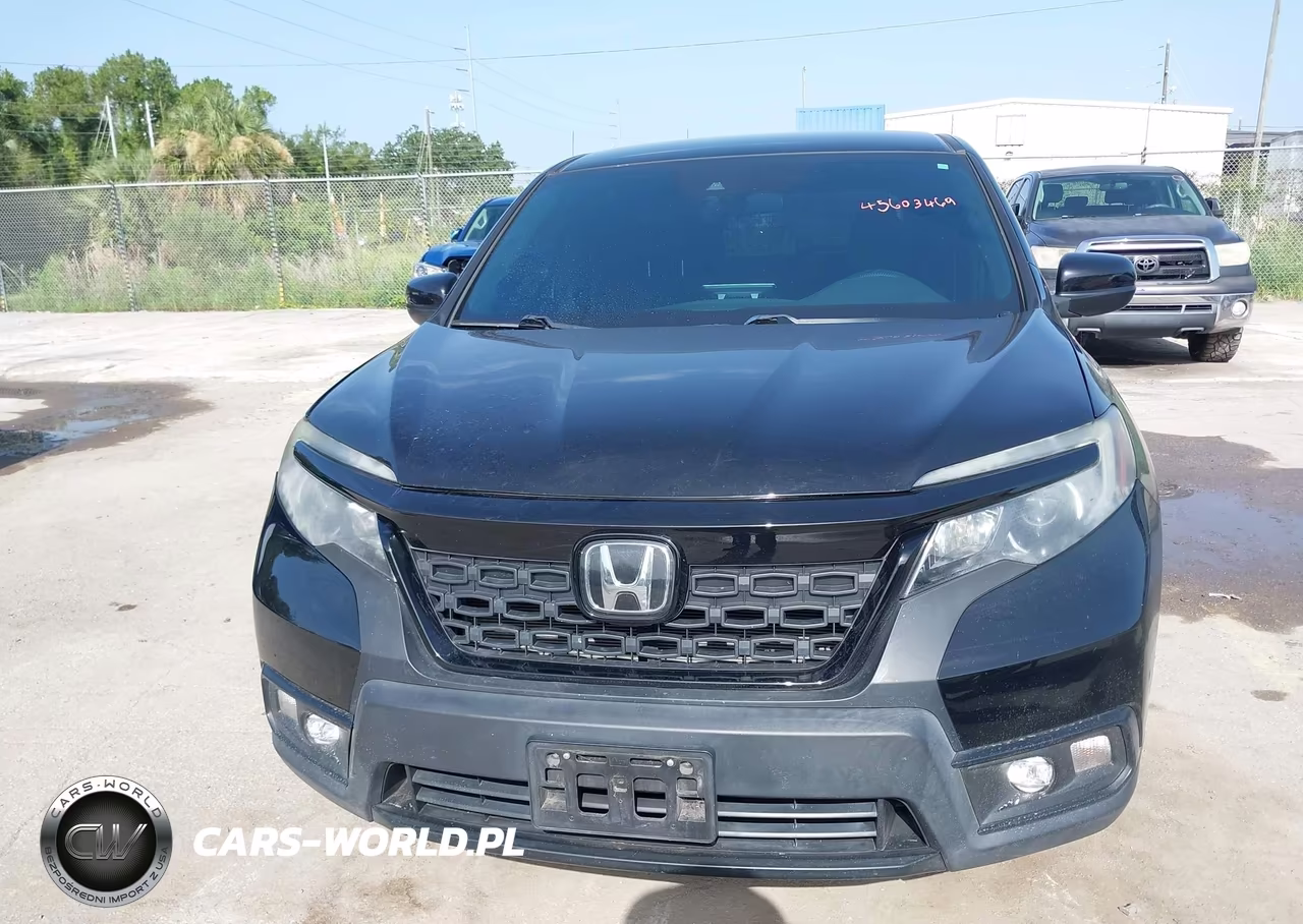 2019 Honda Passport Sport VIN:5FNYF7H20KB006580 - 6