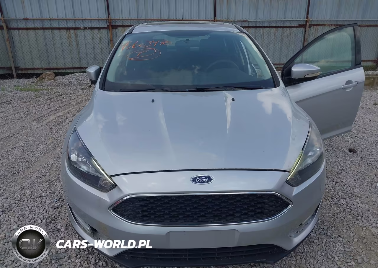 2017 Ford Focus Sel VIN:1FADP3M25HL203749 - 6